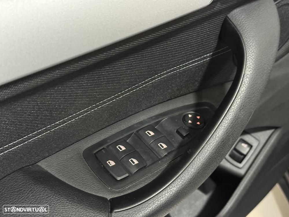 BMW X1 16 d sDrive Advantage - 26