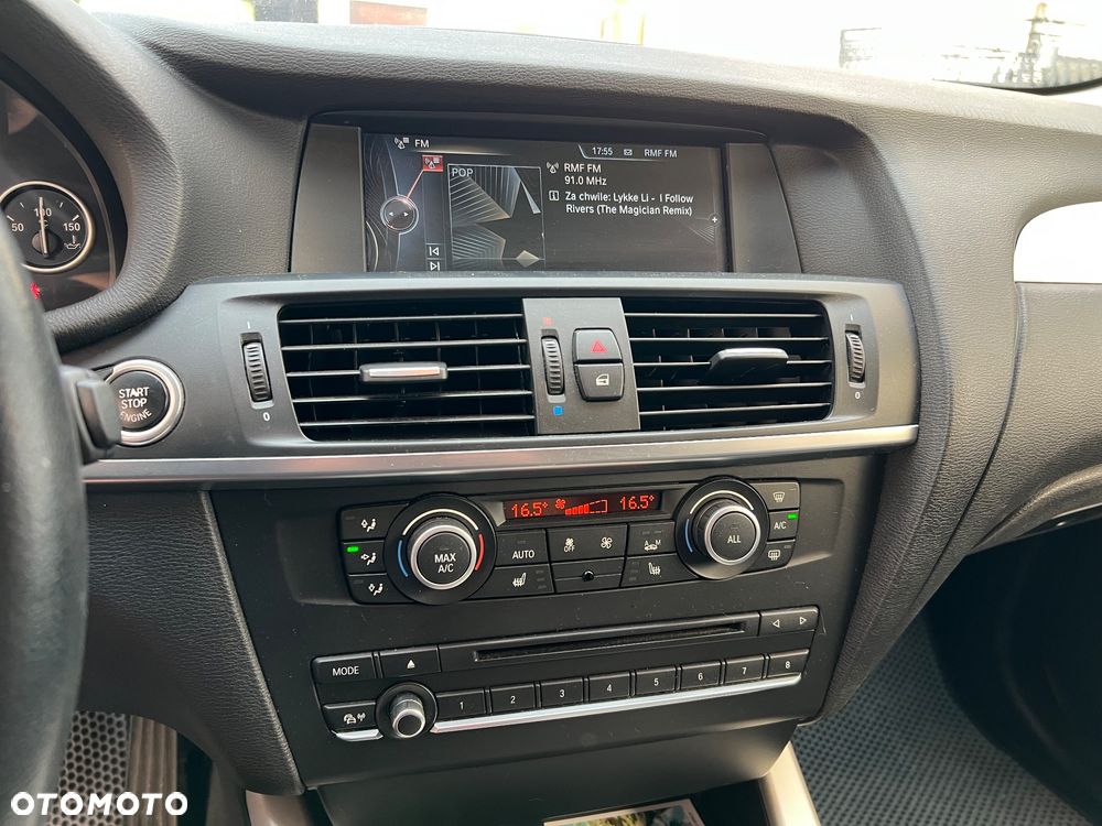 BMW X3 xDrive20d - 9