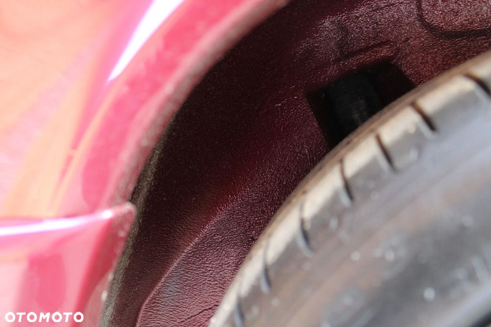 Mercedes-Benz W201 (190) - 23