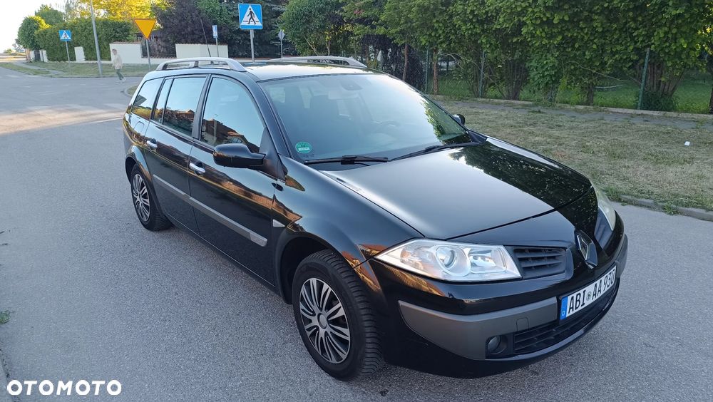Renault Megane 1.6 Avantage - 9