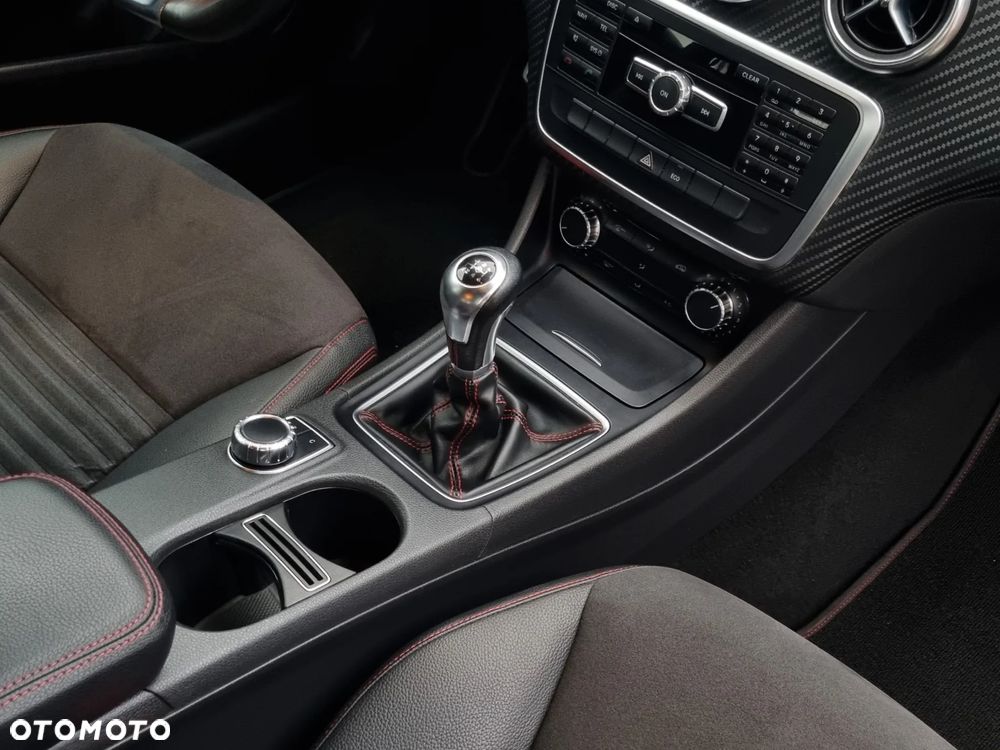 Mercedes-Benz Klasa A 180 CDI (BlueEFFICIENCY) AMG Sport - 28