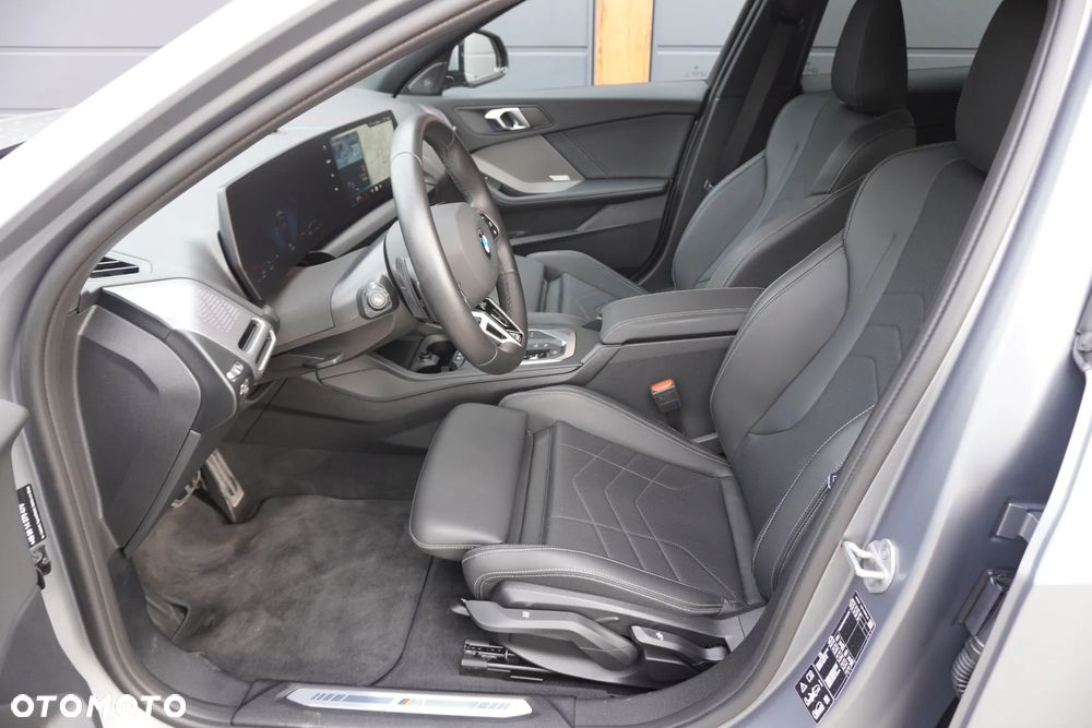 BMW Seria 1 - 17