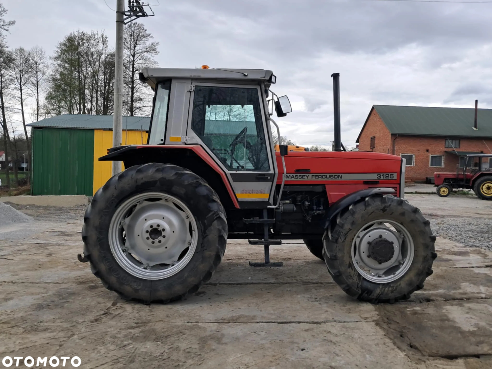 Massey Ferguson 3125 - 3