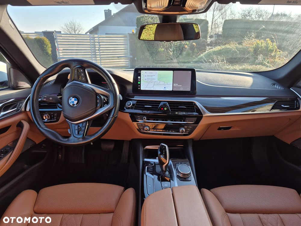 BMW Seria 5 540i xDrive Luxury Line - 9