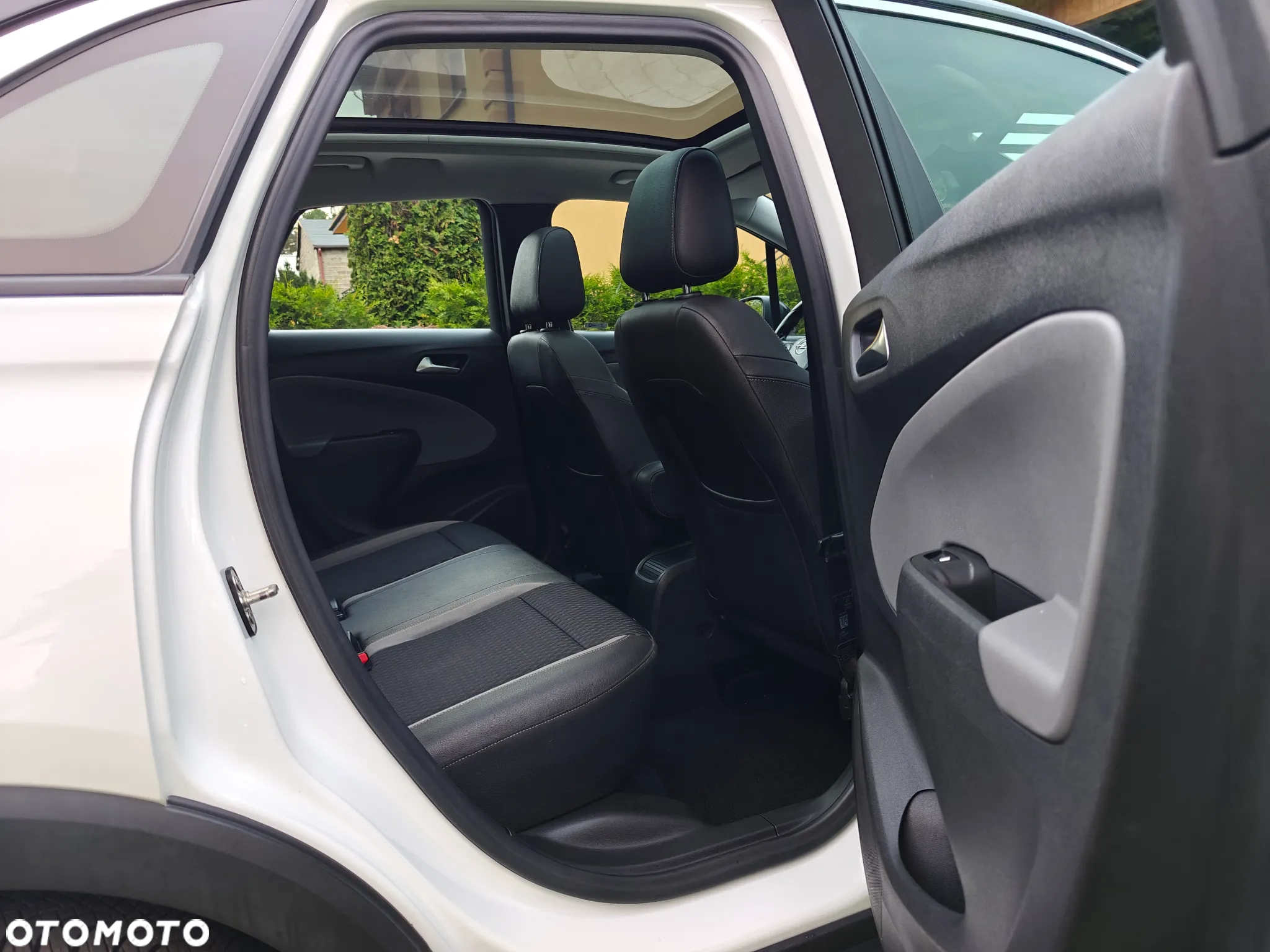 Opel Crossland X - 14