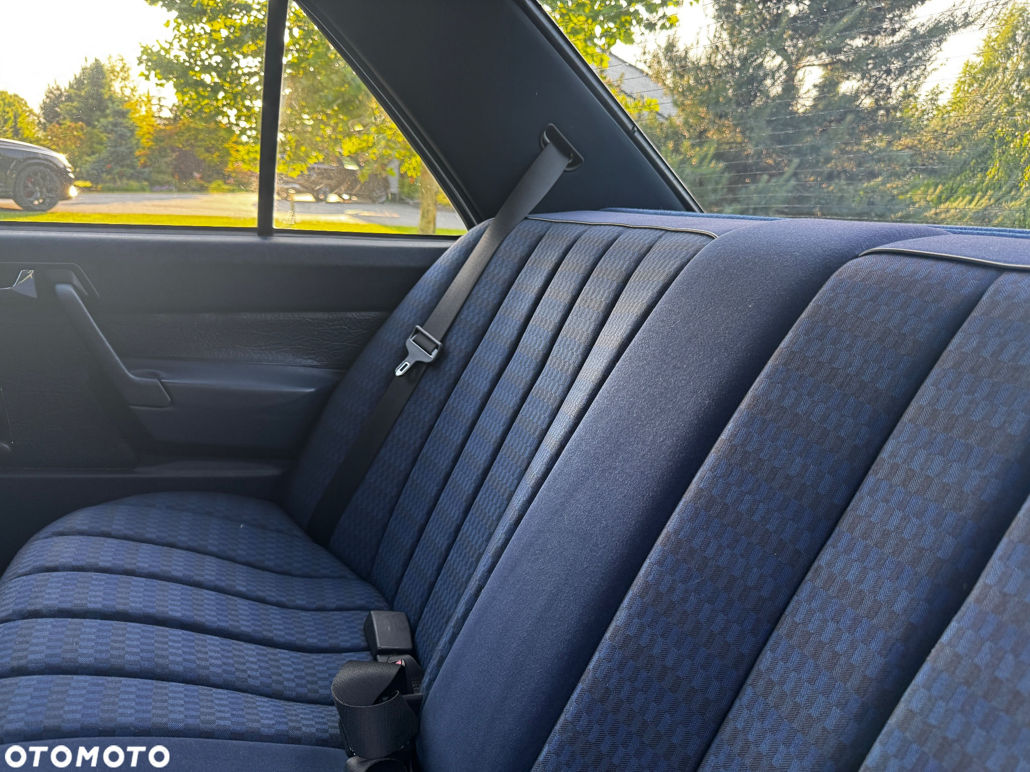 Mercedes-Benz W201 (190) - 17