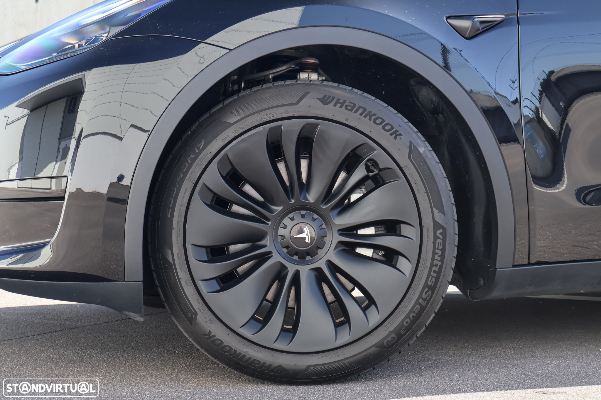Tesla Model Y Tração Traseira - 4