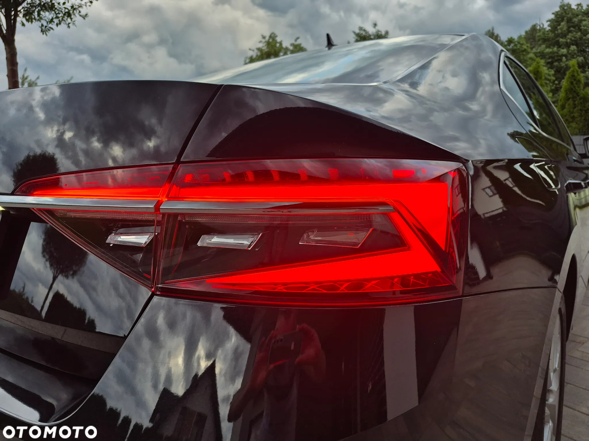 Skoda Superb 2.0 TSI Ambition DSG - 17