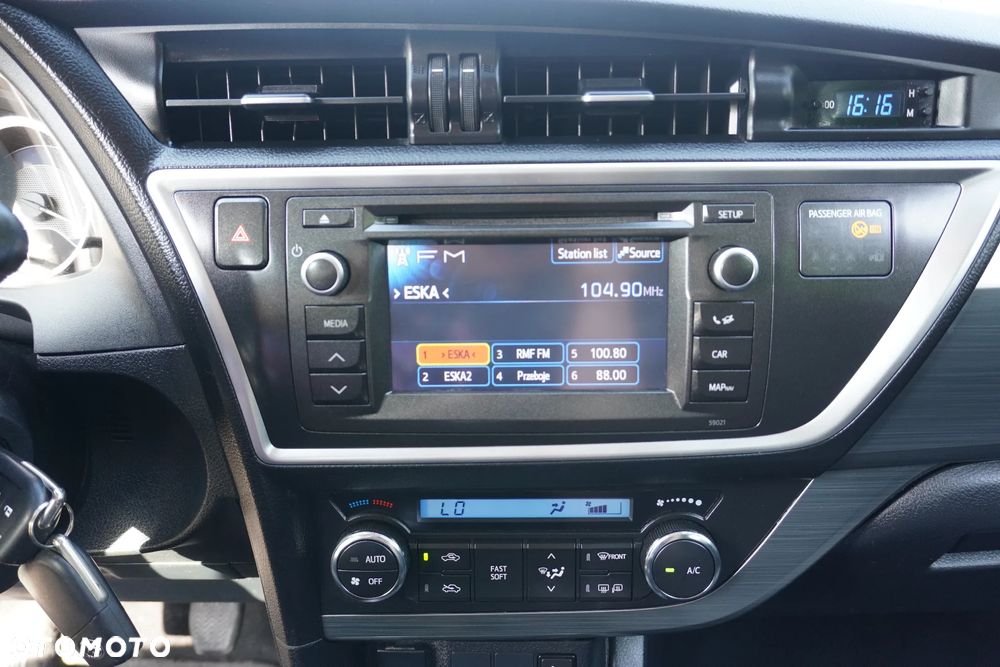 Toyota Auris 1.6 Executive - 20