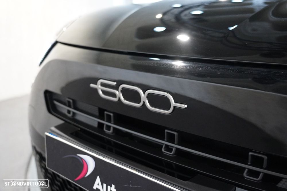 Fiat 600e 54 kWh (RED) - 39