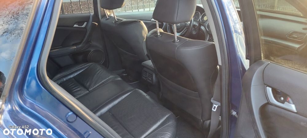 Honda Accord 2.0 Executive - 9