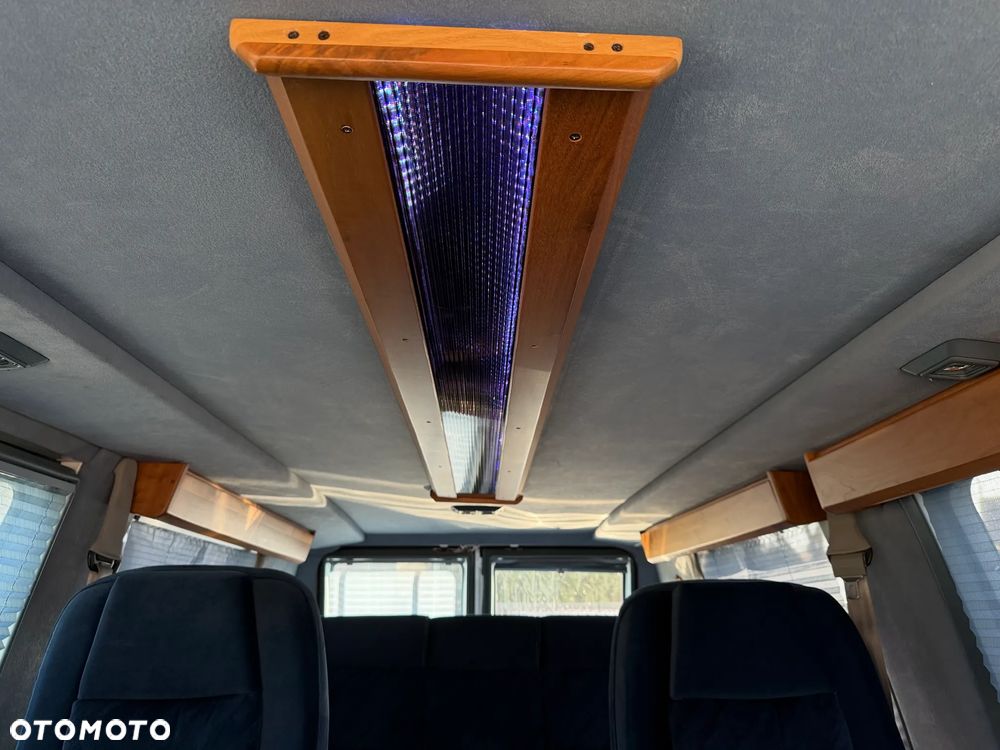 Chevrolet Chevy Van - 15