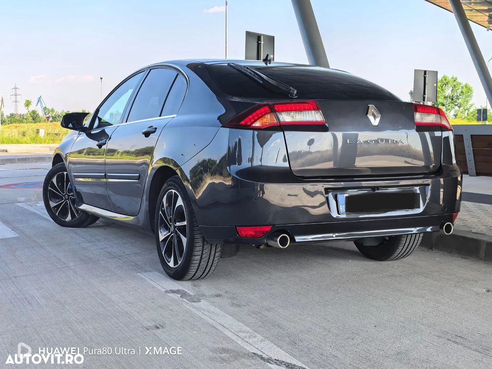 Renault Laguna dCi 110 FAP EDC Bose Edition - 4