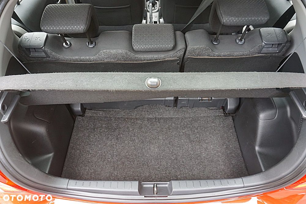 Toyota Yaris - 28