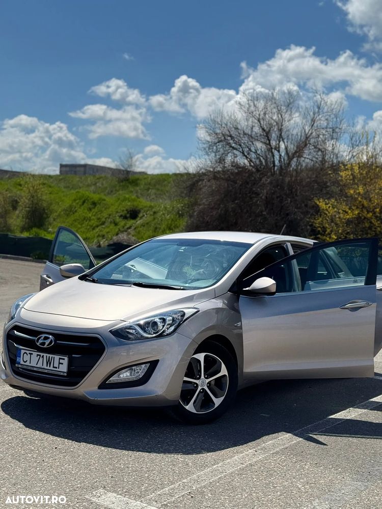 Hyundai i30 1.6 GDI Exclusive Special Edition - 6