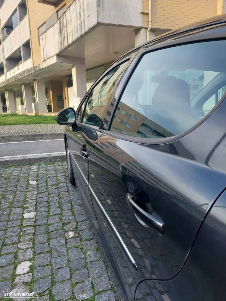 Peugeot 207 1.4 HDi Premium - 7