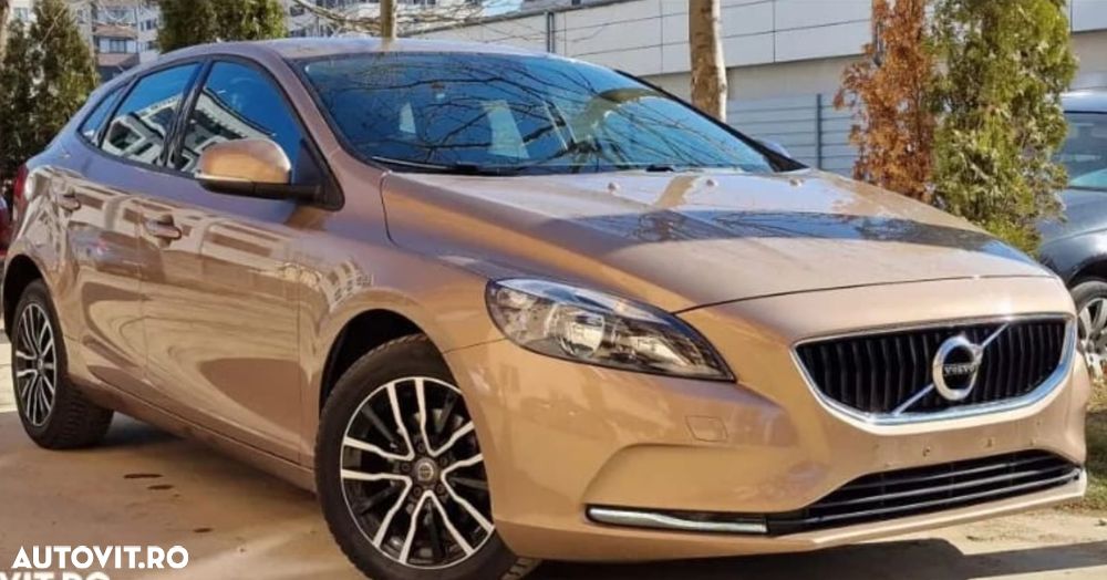 Volvo V40 D2 Momentum - 2