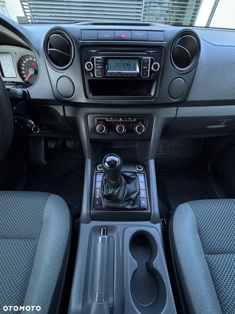 Volkswagen Amarok Double Cabe 2.0 TDi 4MOTION Basic - 8