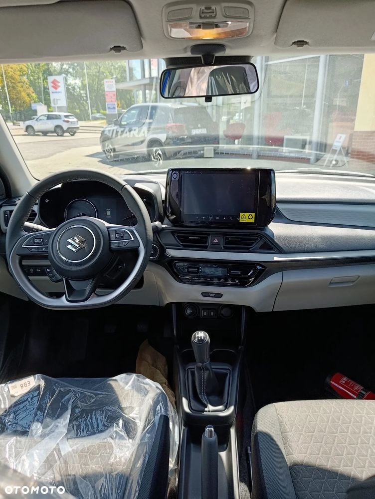 Suzuki Swift 1.2 Dualjet SHVS Premium Plus - 4