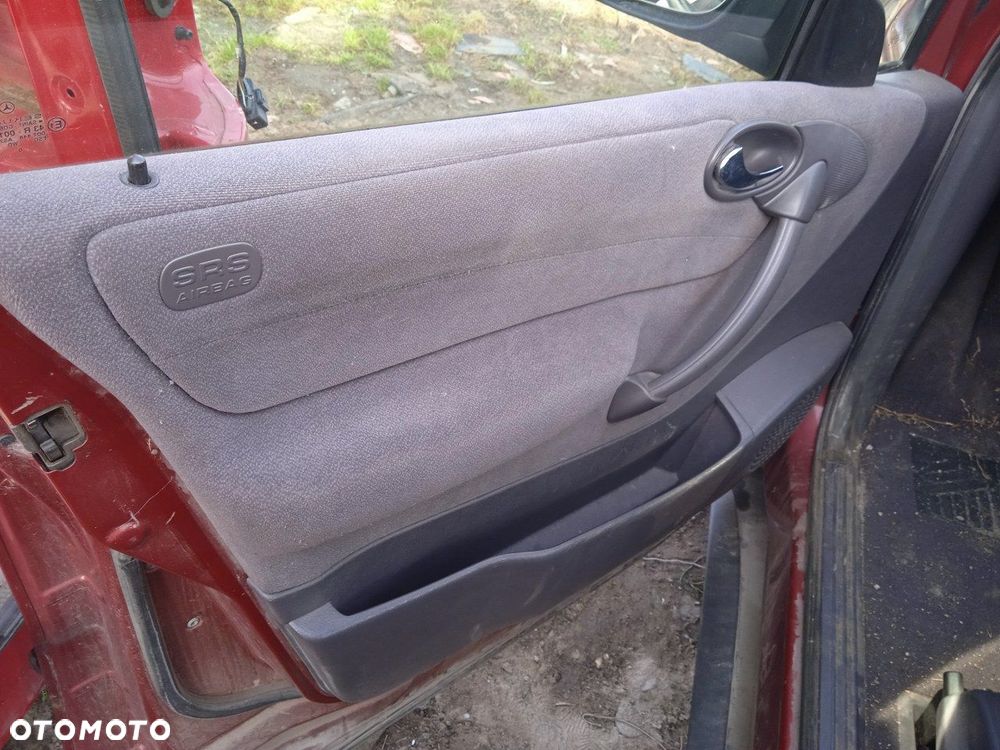 Boczek Lewych Prawych Przednich Tylnych Drzwi Mercedes A170 - 1