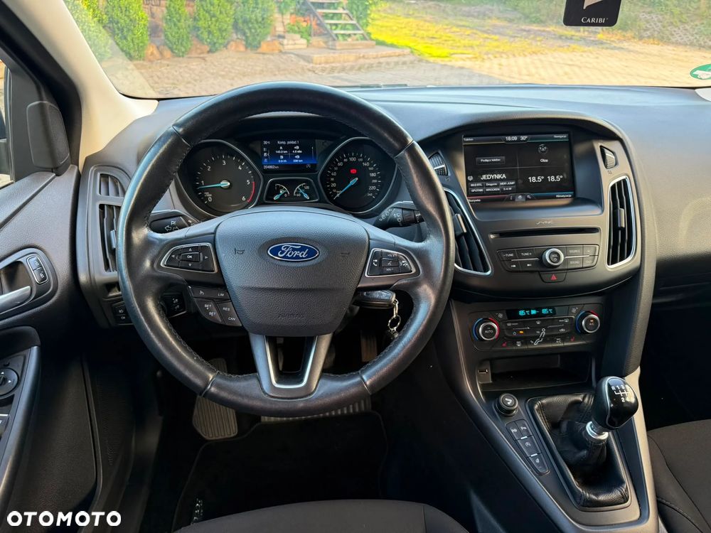 Ford Focus - 10