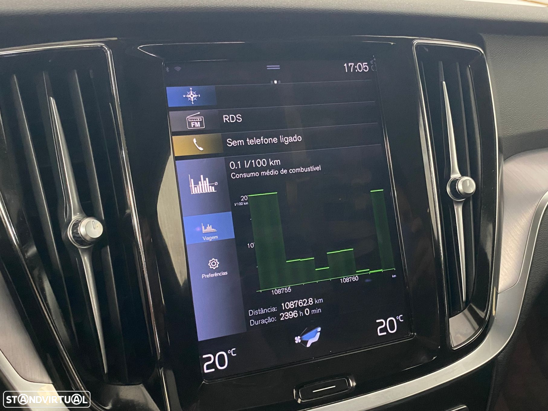 Volvo V60 2.0 B4 Momentum Geartronic - 27