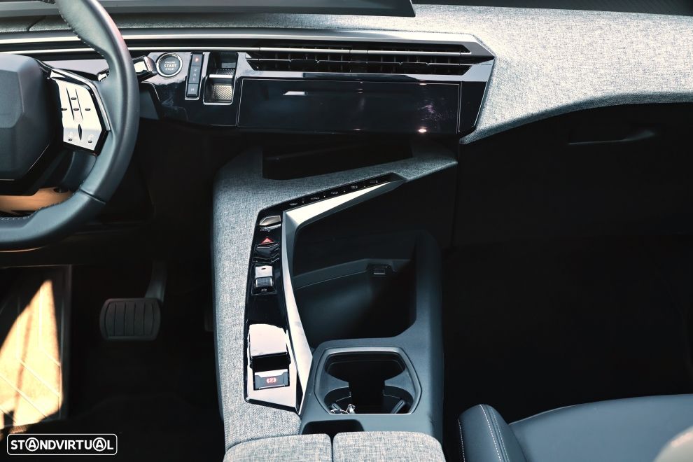 Peugeot 5008 1.2 Hybrid Allure e-DCS6 - 9