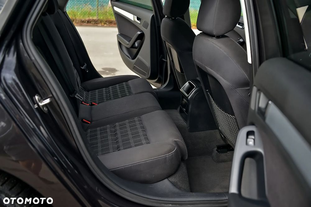 Audi A4 Avant 3.0 TDI Quattro Tiptronic - 29