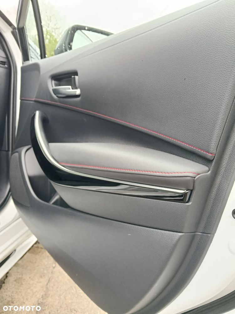 Toyota Corolla 1.8 Hybrid GR Sport Dynamic - 20