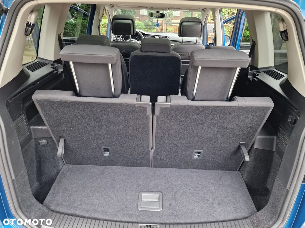 Volkswagen Touran 1.4 TSI BMT Highline DSG - 23