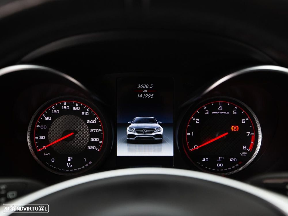 Mercedes-Benz C 63 AMG S - 42