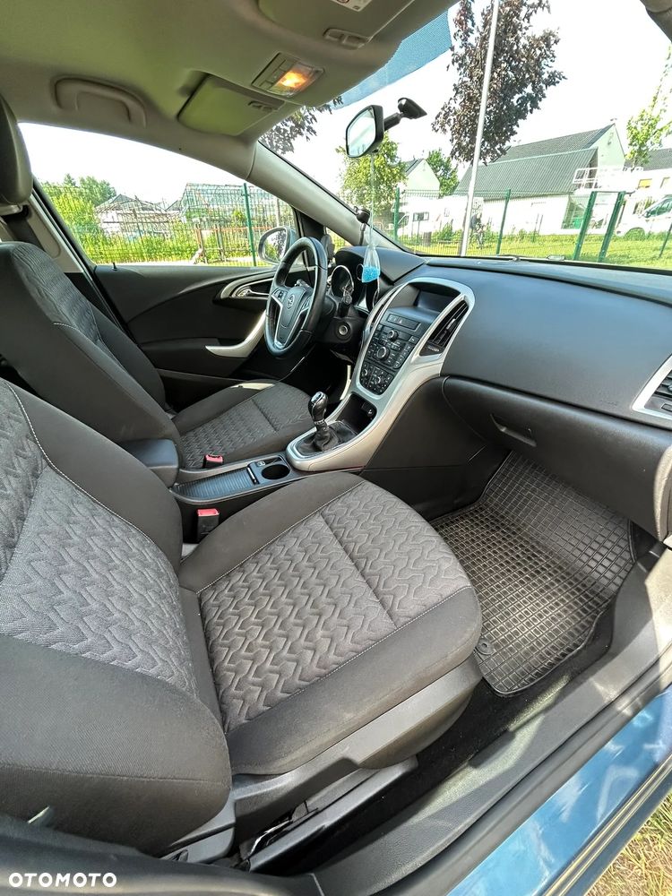 Opel Astra - 12