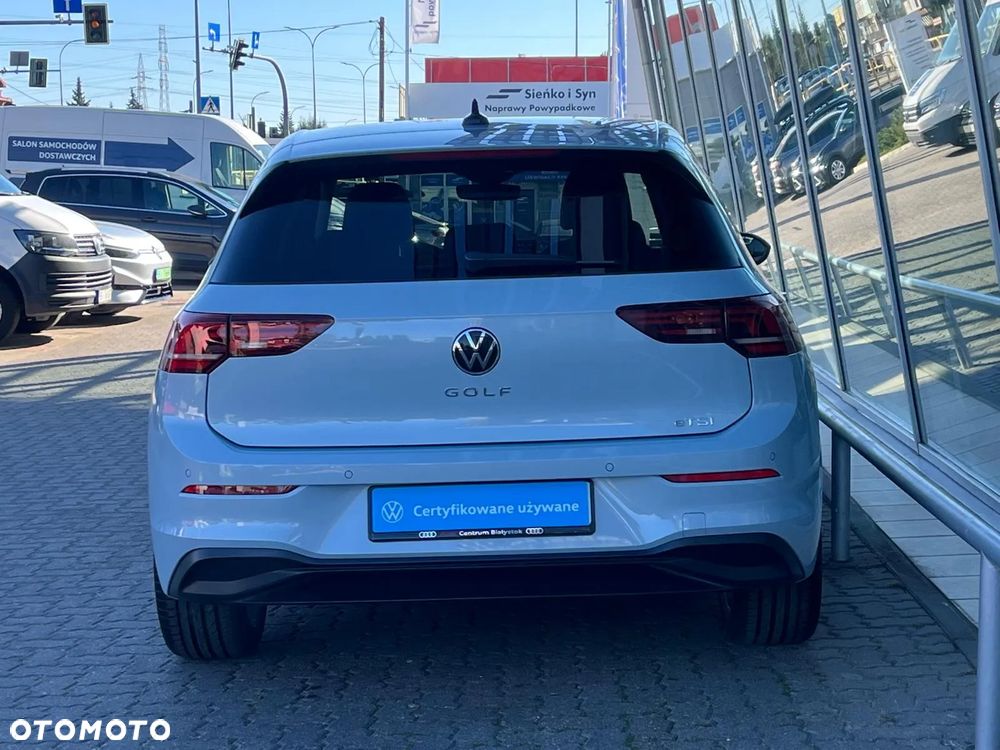 Volkswagen Golf - 14