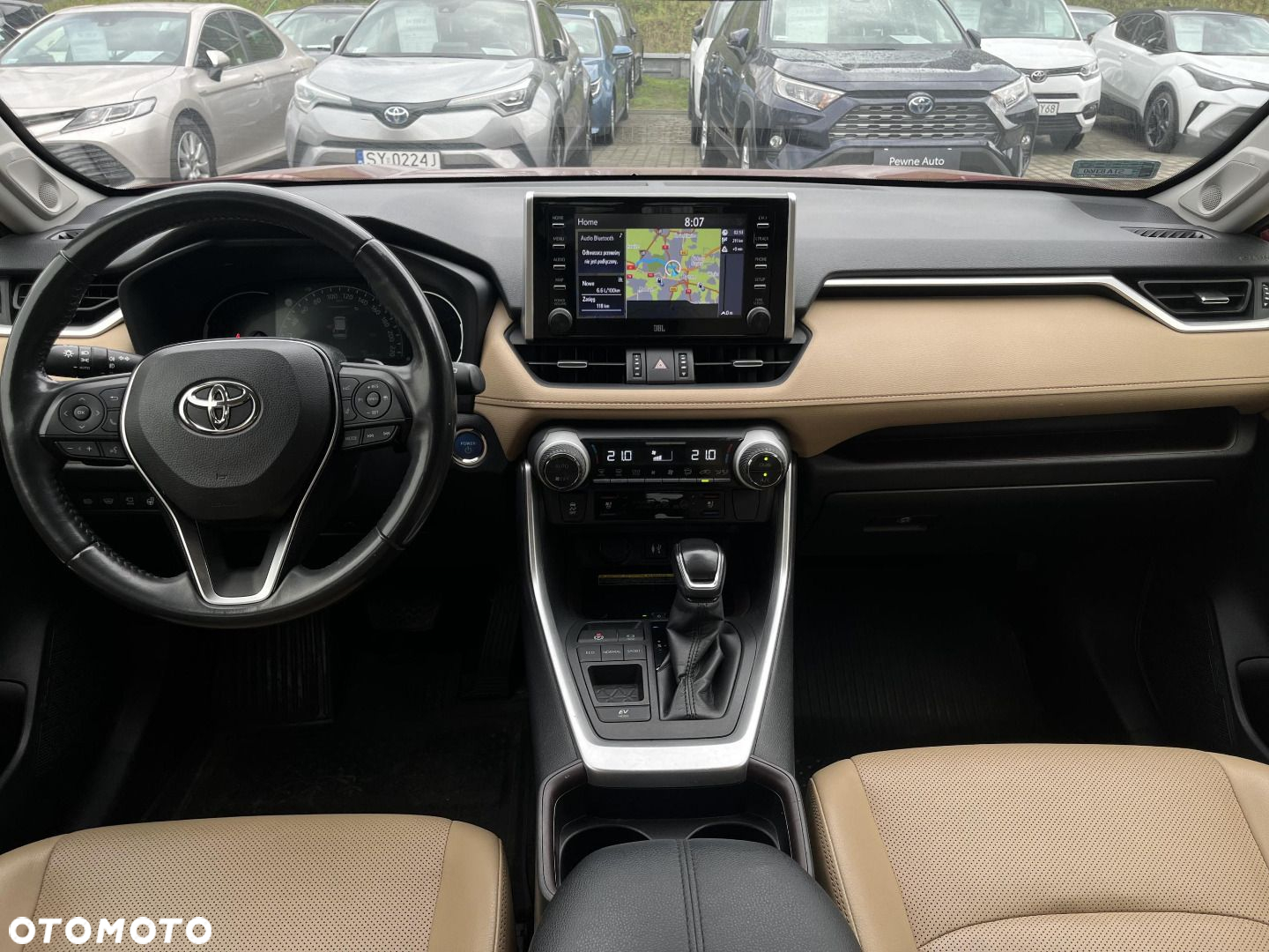 Toyota RAV4 - 8