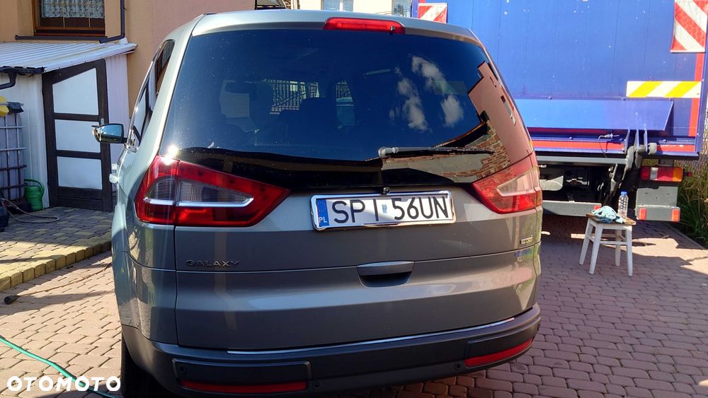 Ford Galaxy - 2