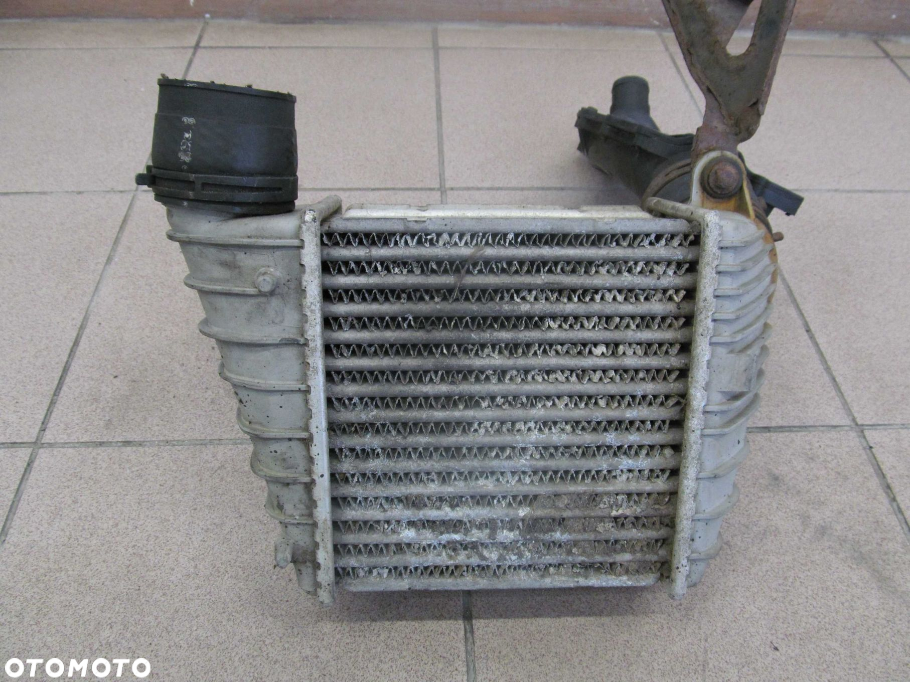 VW GOLF IV LEON INTERCOOLER CHLODNICA 1J0145805D - 2