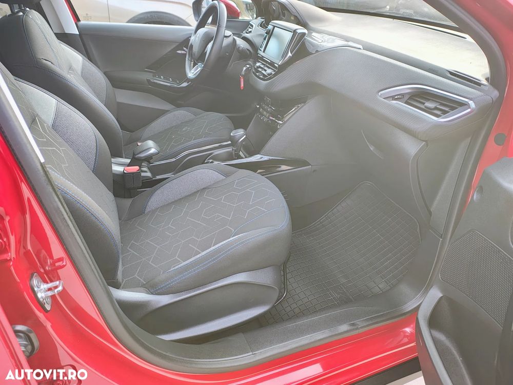 Peugeot 2008 PureTech 110 GPF Stop&Start EAT6 Style - 6