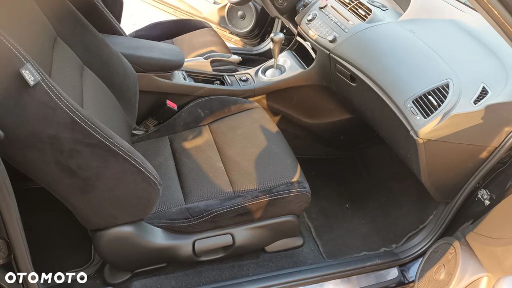 Honda Civic 1.8 TypeS - 13