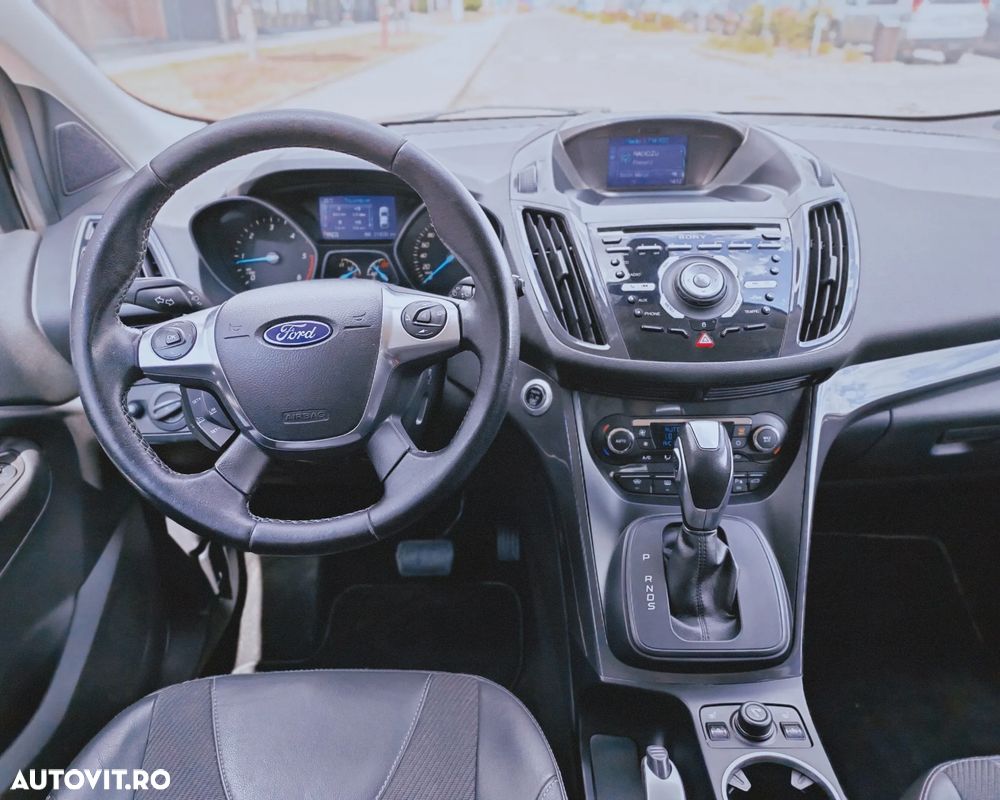 Ford Kuga 2.0 TDCi Powershift 4WD Titanium - 15