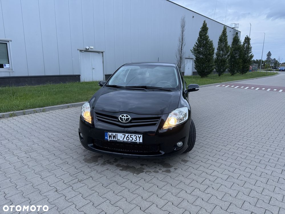 Toyota Auris - 2