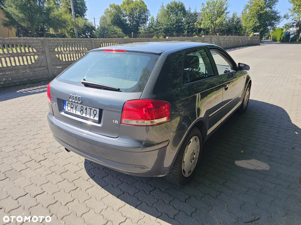Audi A3 3-drzwiowe 1.6 tiptronic Attraction - 3