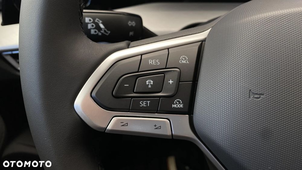 Volkswagen Golf 1.5 TSI Life Plus - 10