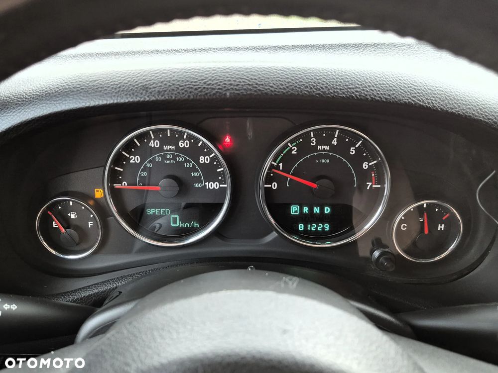 Jeep Wrangler - 12