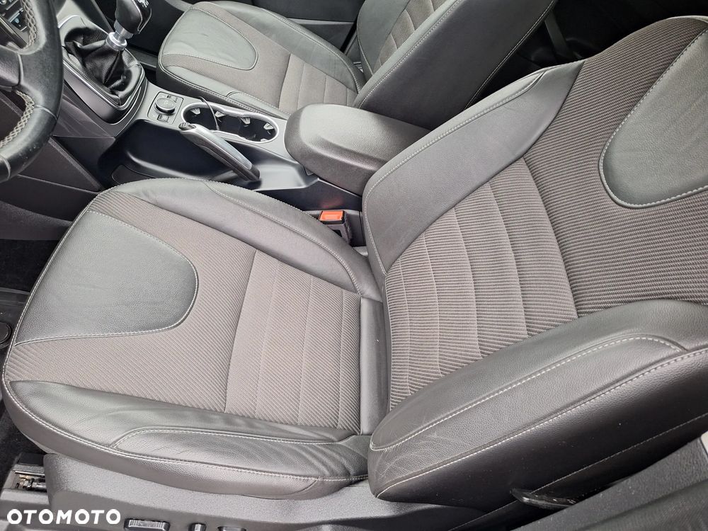 Ford Kuga 2.0 TDCi 4x4 Individual - 13