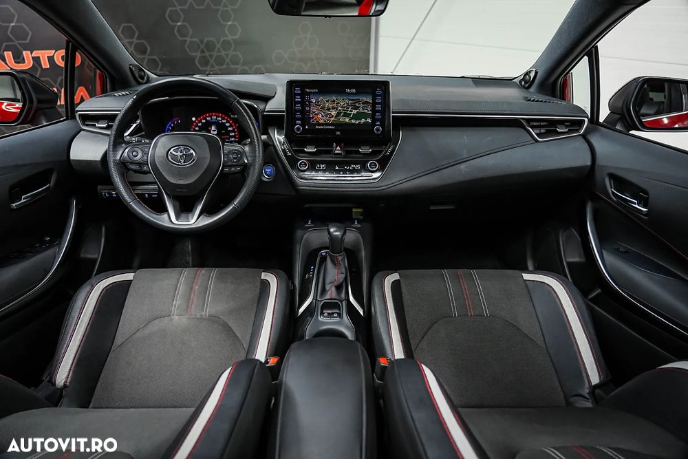 Toyota Corolla 2.0 HSD Exclusive Plus GR Sport Bi-Tone - 3