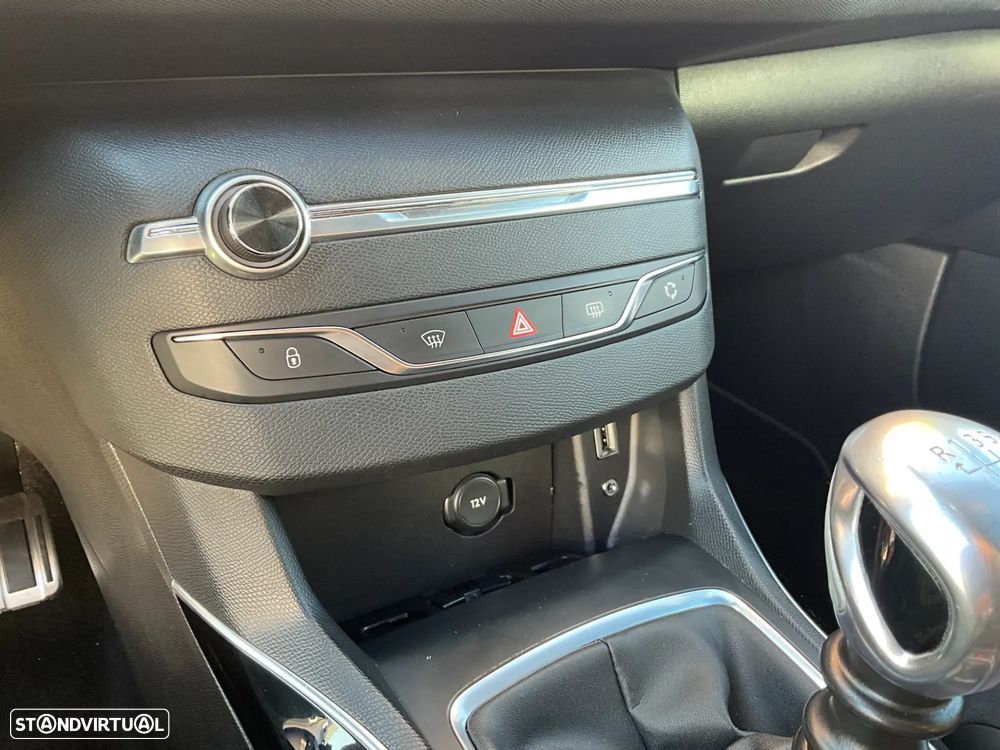 Peugeot 308 THP 205 GT - 18