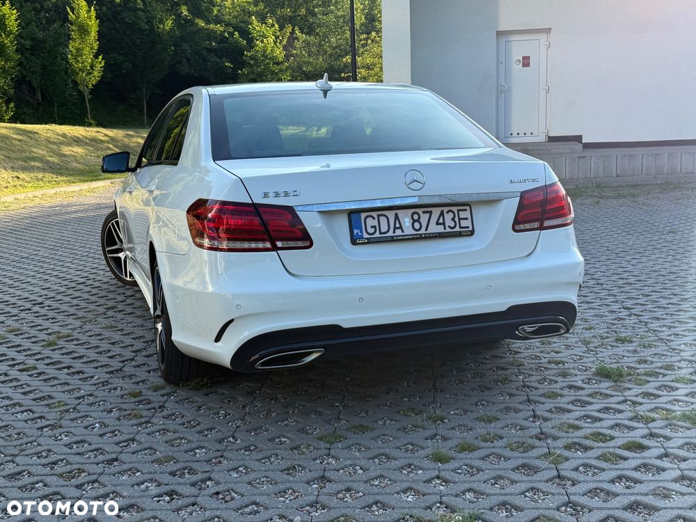Mercedes-Benz Klasa E 220 BlueTEC 4Matic 7G-TRONIC Edition - 12