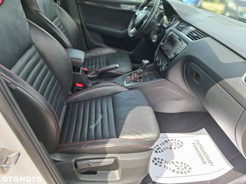 Skoda Octavia 2.0 TDI RS DSG - 24