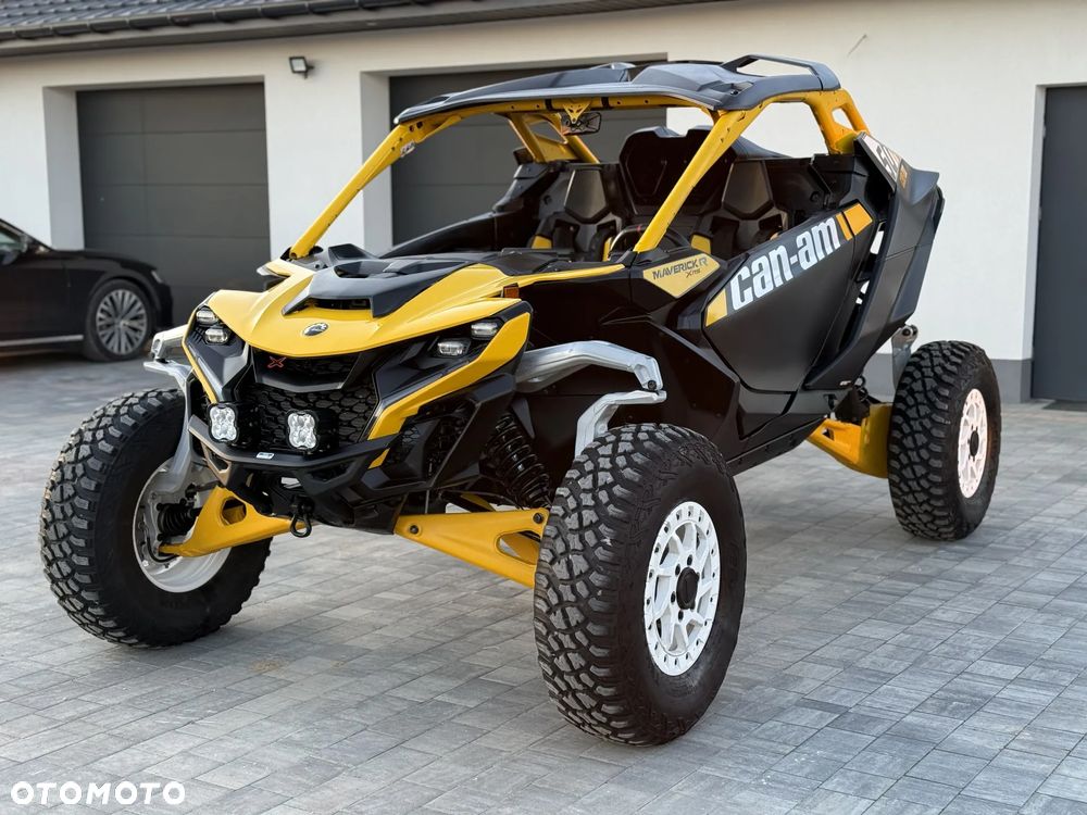 Can-Am Maverick - 31