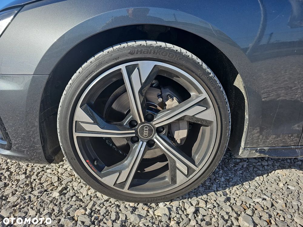 Audi A4 Limousine - 9